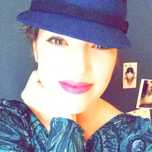 Meet your Posher, Casie